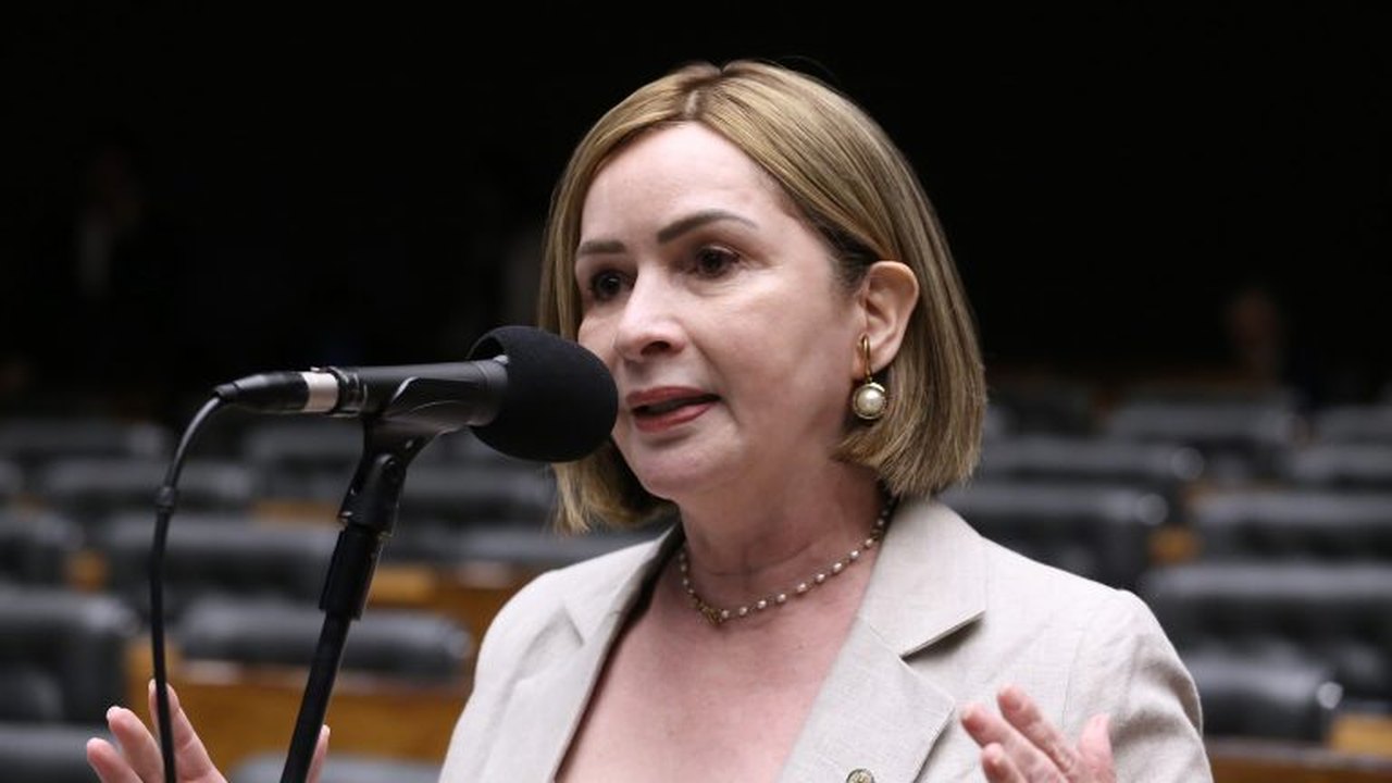 Câmara aprova programa de ações para ajudar escolas na adaptação às mudanças climáticas