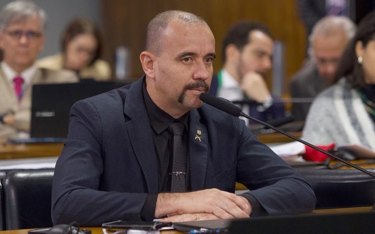 Comissão aprova salário integral para agentes da segurança reformados por invalidez