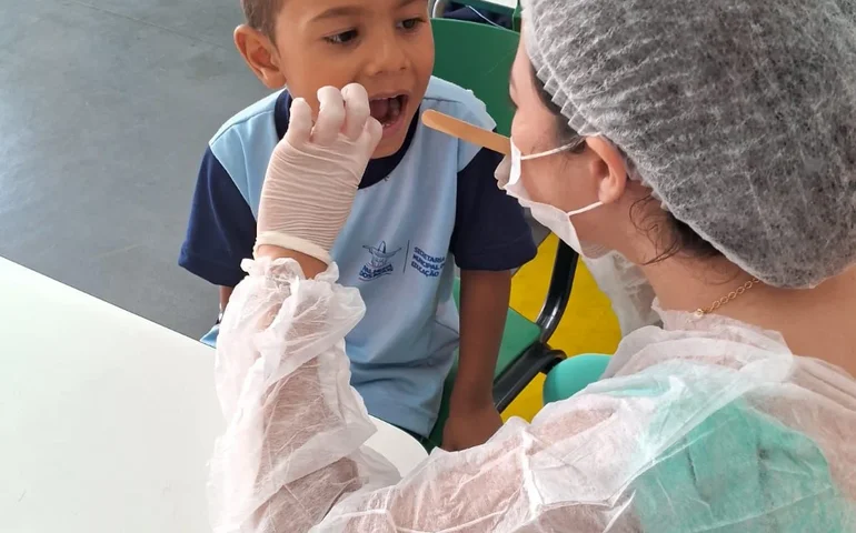 Palmeira dos Índios mobiliza escolas no “Dia B” pela saúde bucal dos estudantes