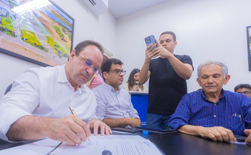 Prefeito Luciano assina ordem de serviços de R$ 5 milhões para revitalizar o centro comercial