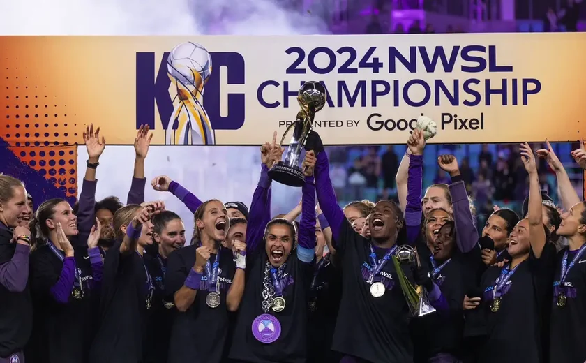 Marta é campeã com Orlando Pride na liga feminina de futebol nos EUA