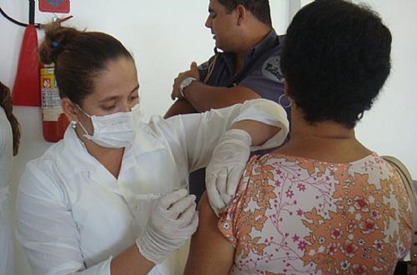 SMS orienta população sobre vacina contra febre amarela