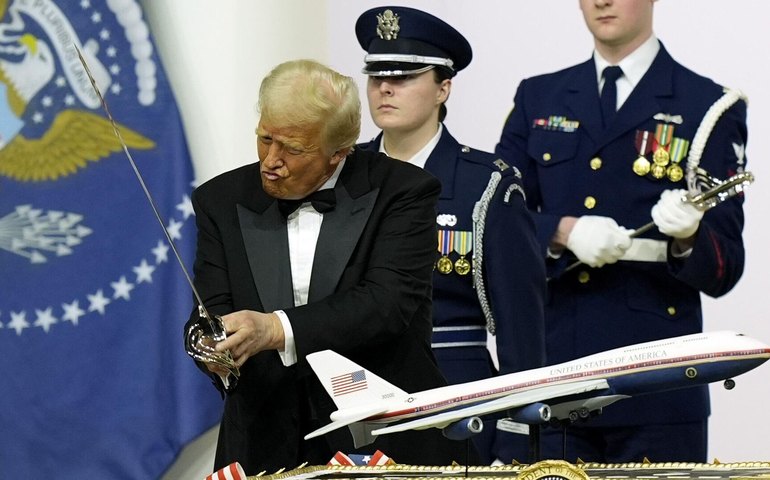 Trump pensa como homem de negócios, não está disposto a se sacrificar por suas ideias, diz analista