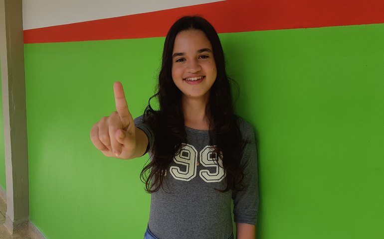 Aprovada em 1º lugar geral no Exame de Seleção do Ifal, Amanda Gabrielly será aluna do campus Palmeira