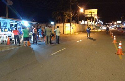 Lei Seca prende, recolhe CNH e flagra 19 inabilitados numa única operação
