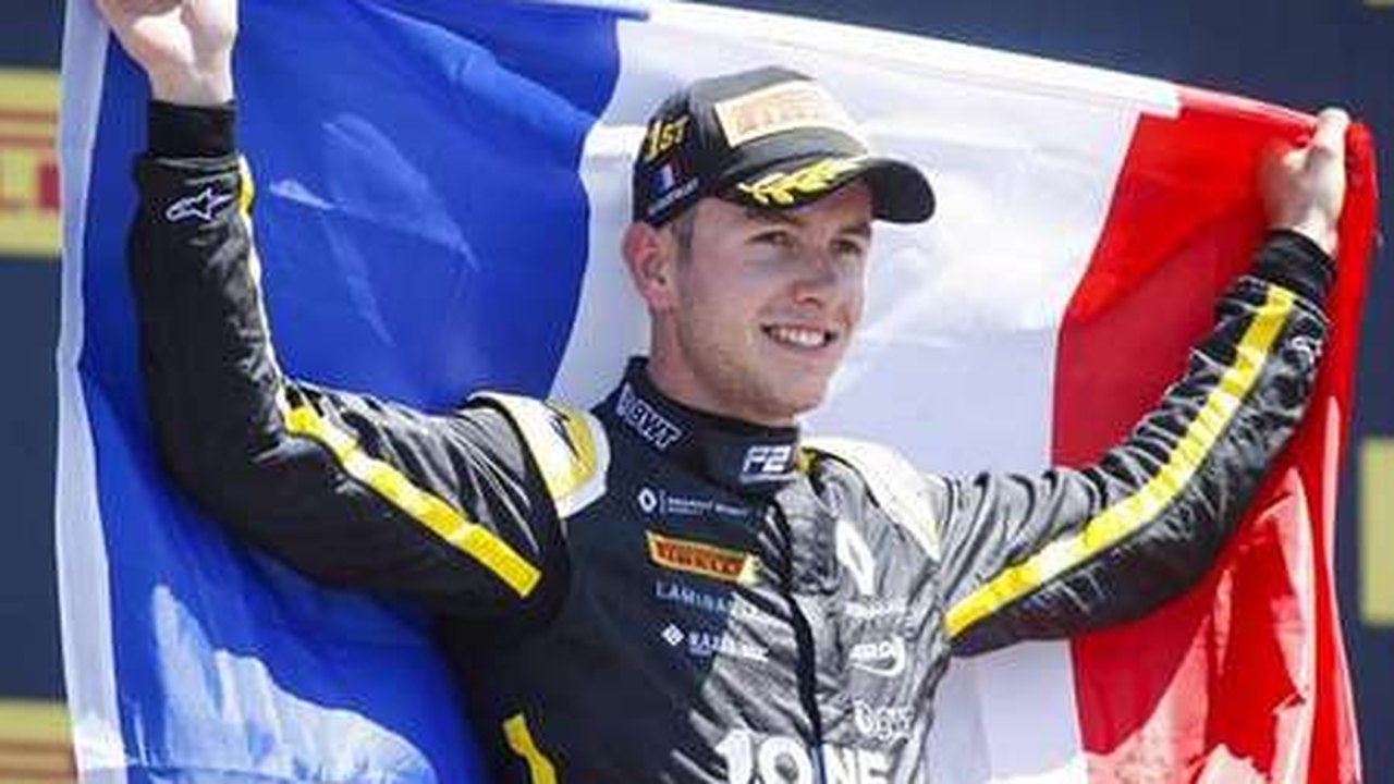 Morto em acidente há um ano, Anthoine Hubert é homenageado antes do GP da Bélgica