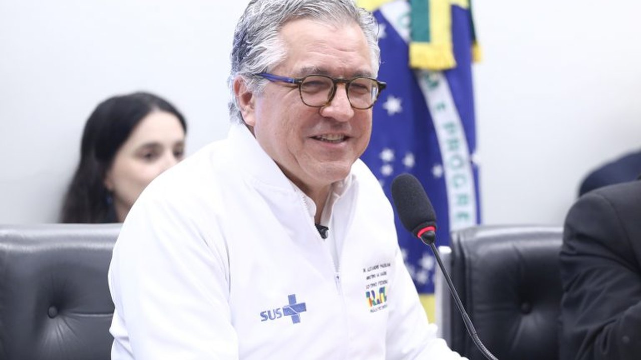 Padilha diz que profissionais de carretas do SUS tiveram de se proteger dentro de veículos durante tiroteio no Alemão: ‘Estão com receio’