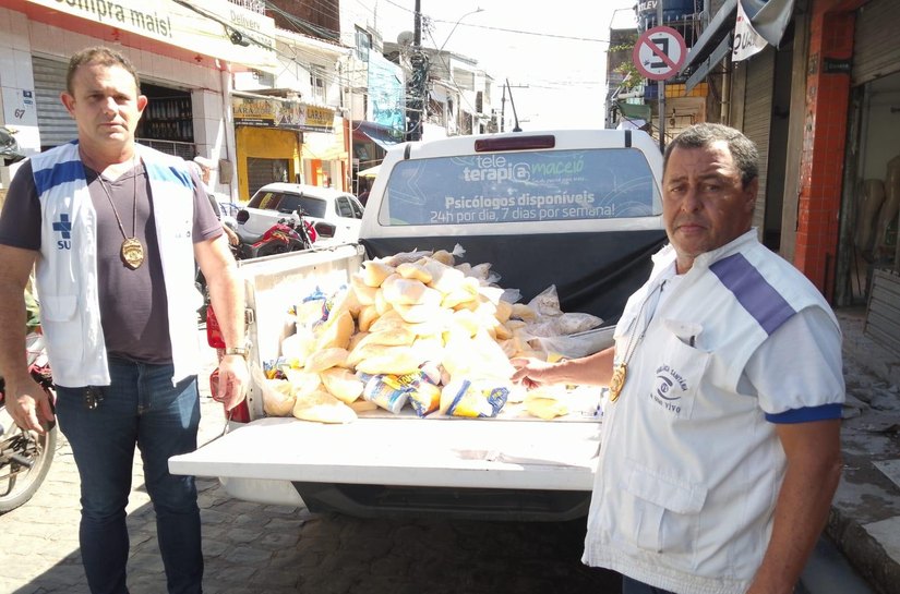 Vigilância Sanitária apreende 300 kg de produtos impróprios para consumo no Jacintinho