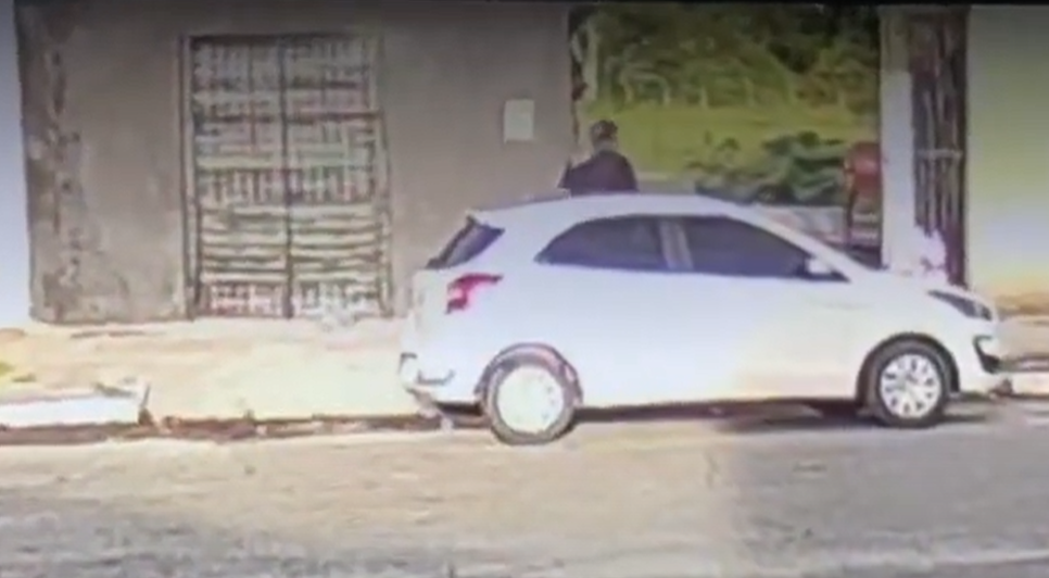 Imagens dos suspeitos de matar dois comerciantes em Nossa Senhora do Socorro são divulgadas; VÍDEO / Foto: Foto: Portal A8SE/Reprodução