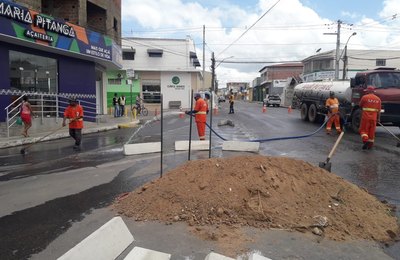 Prefeito Júlio Cezar manda suspender mudança de trânsito na Avenida Vieira de Brito 