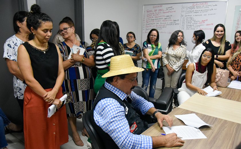 Sancionada: Prefeito Gilberto Gonçalves e Secretário Carlos Gonçalves se reúnem com profissionais para implementar repasse do piso da enfermagem em Rio Largo