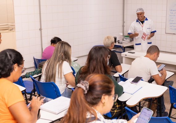 Maceió lança 11ª edição do Emprega Jovem com oferta de mais de 600 vagas em cursos profissionalizantes