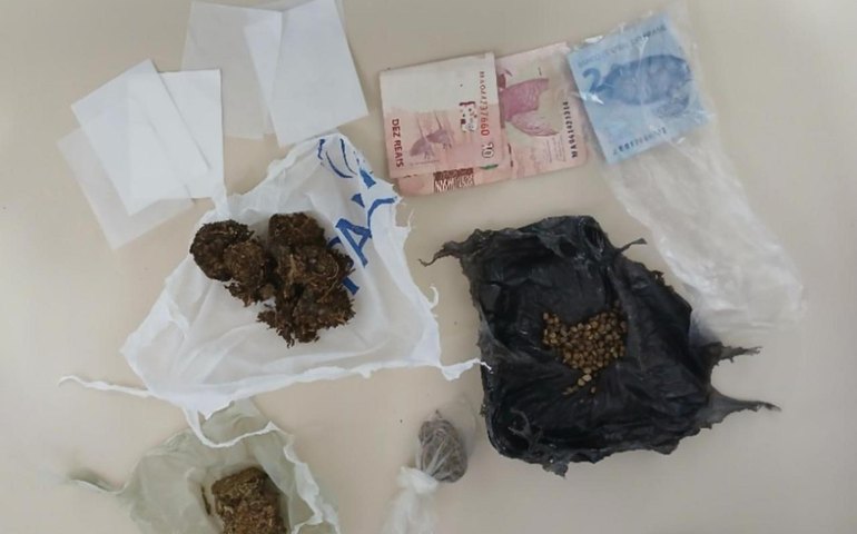 PM-AL detém quatro pessoas durante operação em Penedo