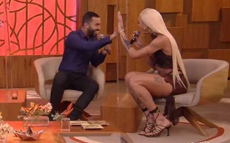 No Dia do Orgulho LGBTQ+, Pabllo Vittar supreende Gil do Vigor no &#8216;Encontro&#8217;