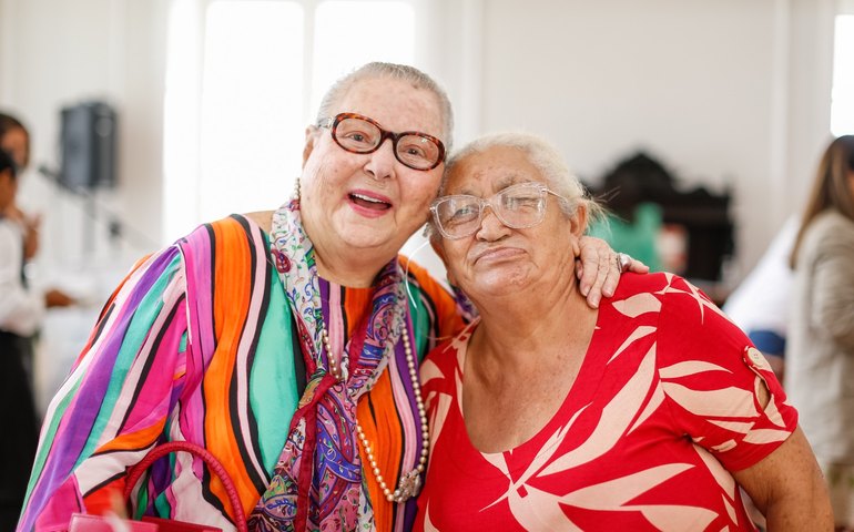 Tânia Pedrosa recebe comenda Lêdo Ivo da Ale na próxima 2° feira