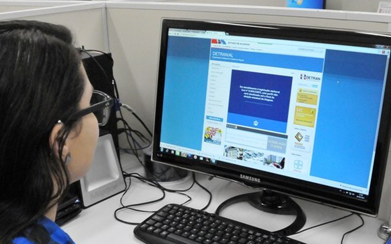 Serviços online do Detran facilitam vida do alagoano