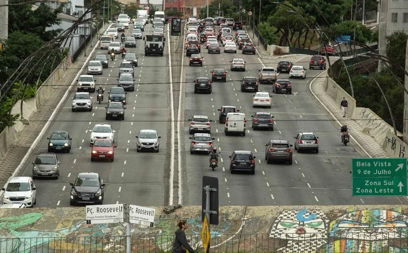 Jovem foi atropelada no dia de Natal na zona leste de SP; motorista fugiu sem prestar socorro