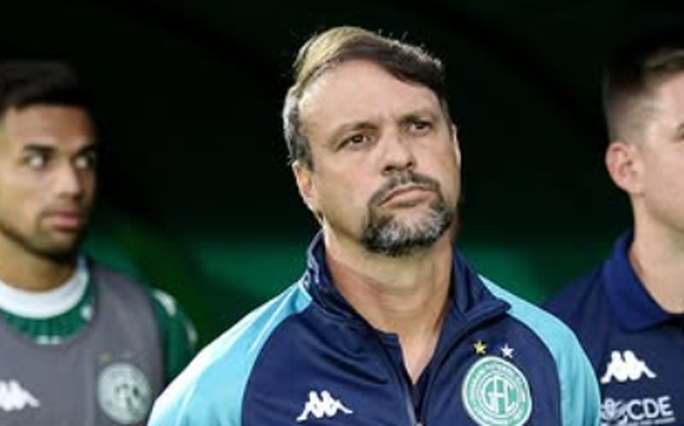 Técnico do Guarani cobra mudança de postura do elenco antes de enfrentar o Corinthians