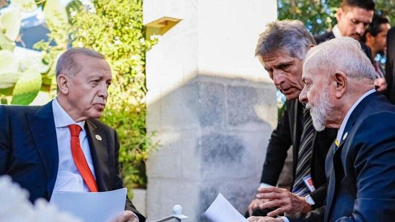 Lula e Erdogan definem criação de conselho estratégico entre Brasil e Turquia; defesa é um dos focos