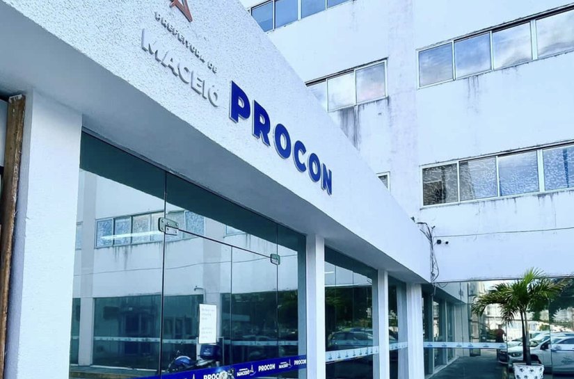 Procon Maceió faz seis anos e lança cartilha dirigida a consumidor de energia elétrica