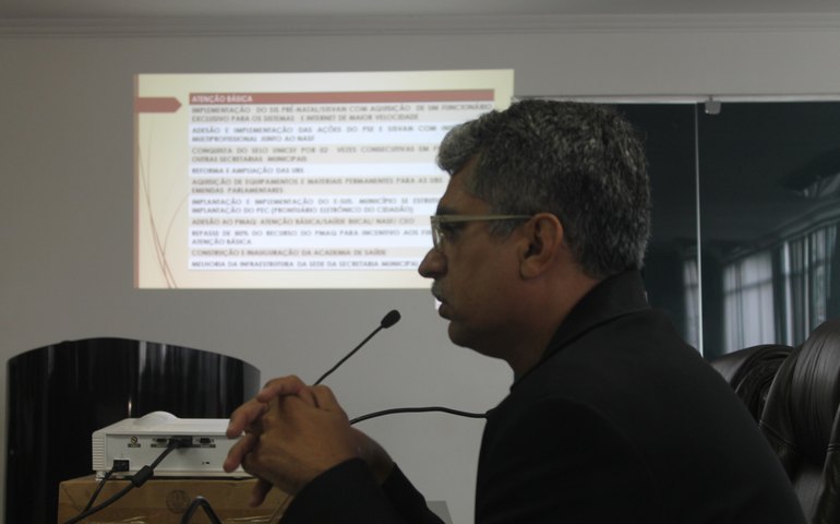 Edvaldo Nascimento participa de audiência pública da Saúde