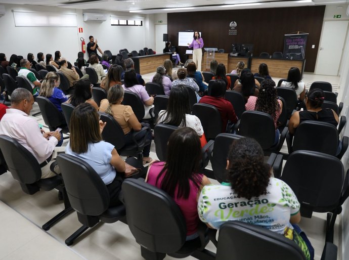 Violência Vicária: Em Joaquim Gomes, MPAL, DPE e Rede de Proteção fazem workshop para fortalecer o enfrentamento