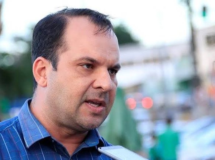 Alagoas é líder em desemprego e Francisco Sales dispara: “O estado precisa escolher entre arrecadar muito ou empregar seu povo”