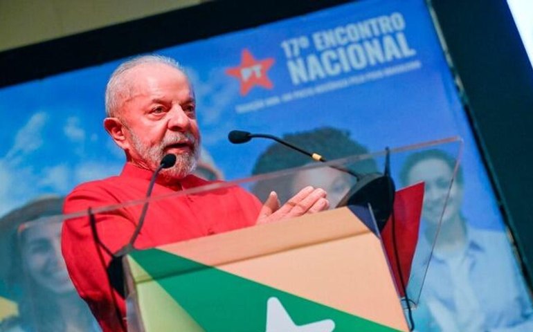 'Não posso falar tudo que eu acho que eu devo falar', diz Lula sobre tarifaço de Trump