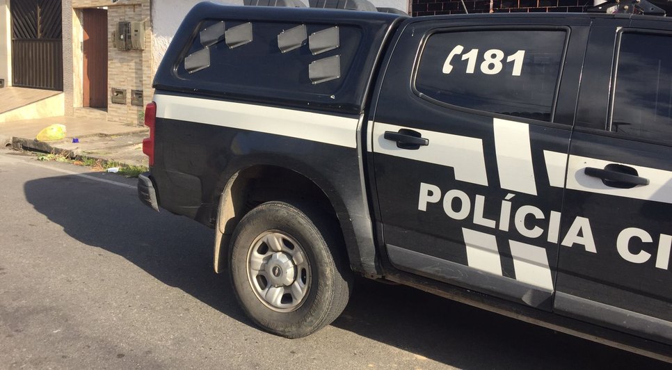 Homem mata ex-esposa a facadas na frente da filha em Nossa Senhora do Socorro / Foto: Foto: Aline Aragão/TV Atalaia