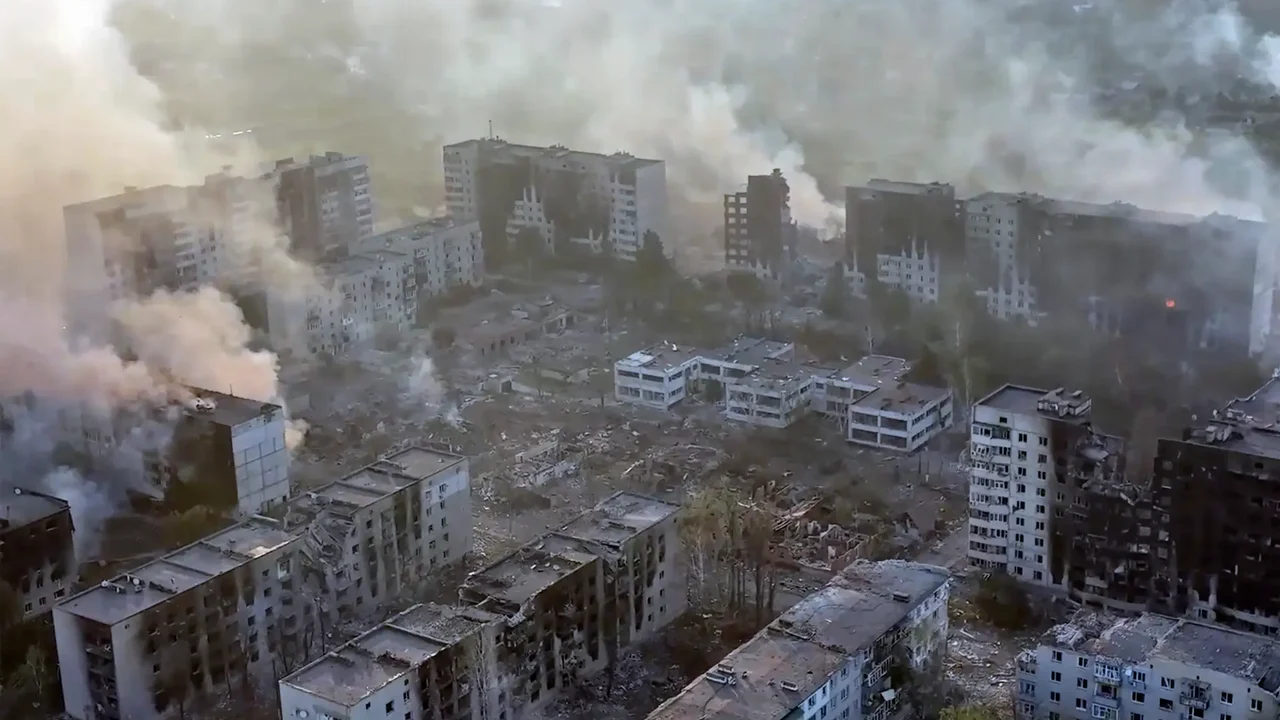Rússia começa a usar 'superbomba' de três toneladas com planador contra a Ucrânia; veja vídeo