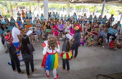 Programa Primeira Infância Cidadã celebra quatro anos com ação em alusão ao Agosto Dourado
