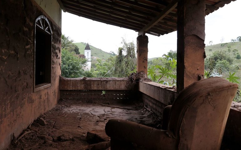 Caso Mariana: Dino proíbe municípios de pagar advogados no exterior