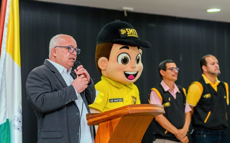 SMTT comemora Maio Amarelo com conscientização sobre trânsito seguro