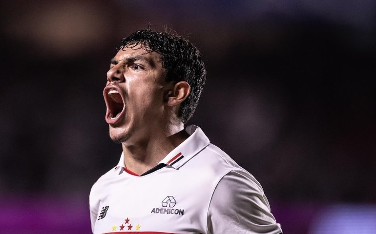 Moreira tem lesão na coxa esquerda e desfalca São Paulo diante do Red Bull Bragantino