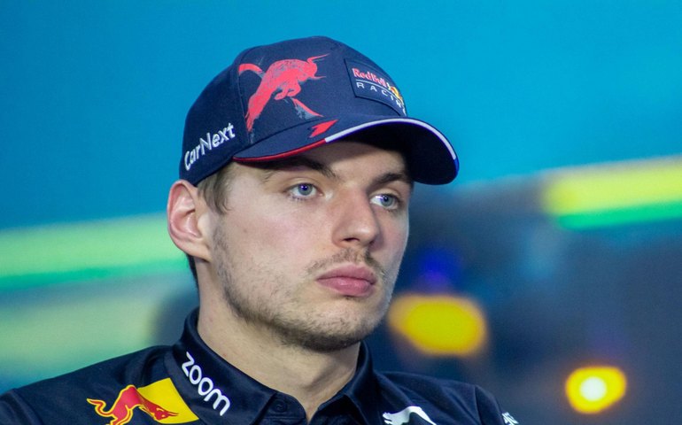 Verstappen diz que conflito foi resolvido e promete ajudar Pérez em Abu Dabi