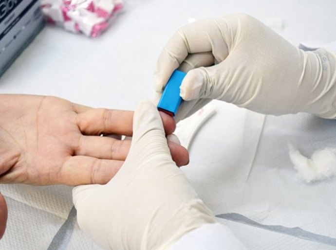 Helvio Auto fará testes para detectar hepatites B e C abertos à população