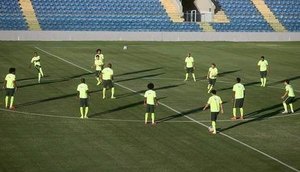 Seleção fez treino leve no Castelão na última quinta-feira (4) Adalberto Marques/Gazeta Press