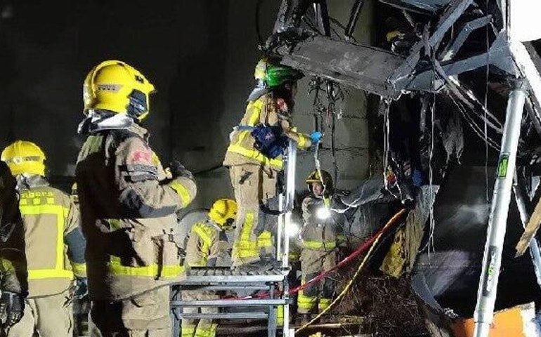 Autoridades confirmam uma morte e 37 feridos em acidente de trem em Gelida, na Espanha