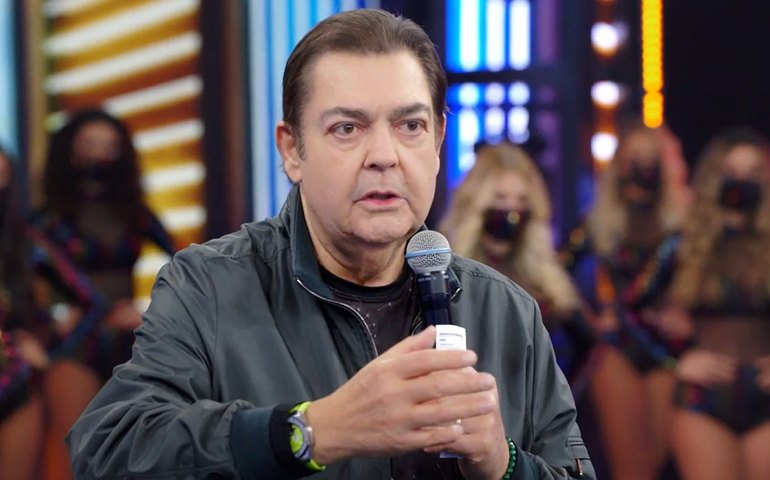 Faustão comenta aposentadoria em entrevista nos Estados Unidos após deixar a Band