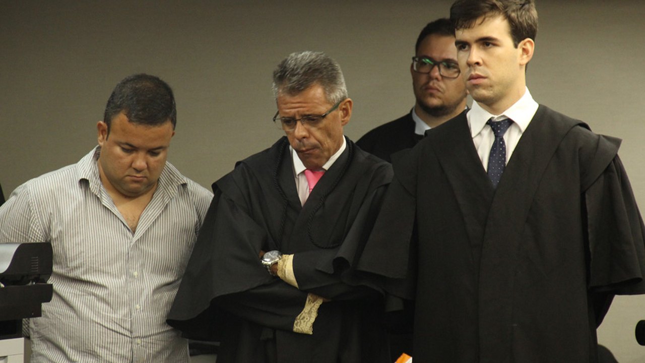Acusado de assassinar modelo é condenado a 32 anos de prisão