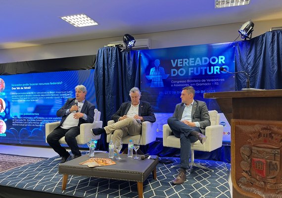 Prefeito Nestor participa de palestra no Congresso Brasileiro de Vereadores e Assessores