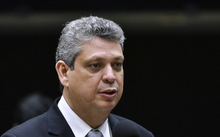 Cancelado debate com ministro sobre funcionamento do Conselho de Participação Social