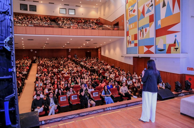 Capacita Penedo alcança mais de 1.400 servidores da educação municipal