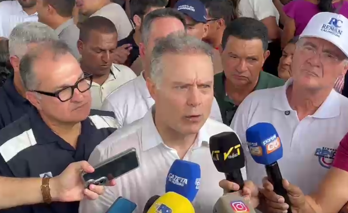 Senador Renan Filho durante agenda política em Canapi, onde comentou escolha do vice para 2026