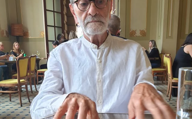 Com demência, Mauricio Kubrusly 'já desligou de saber onde está', diz mulher de jornalista