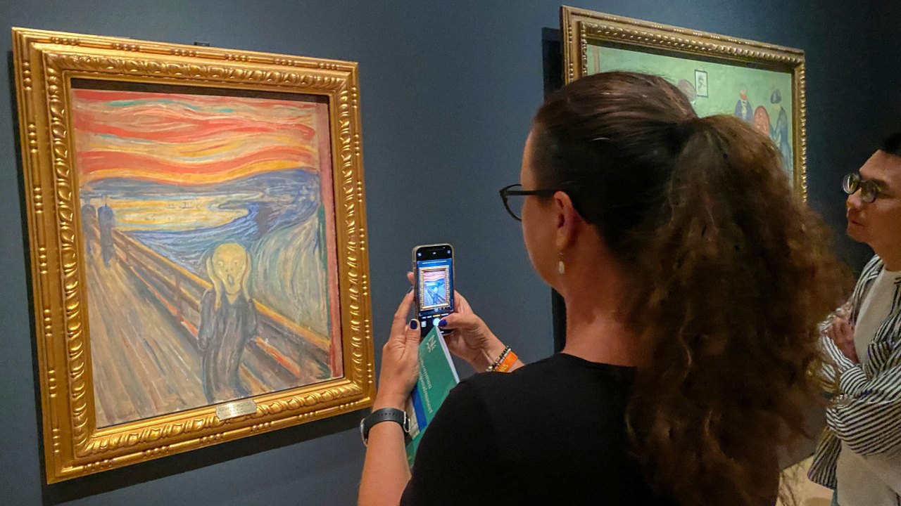 O Grito, de Munch, é alvo de ativistas no Museu de Oslo