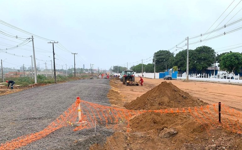 Arapiraca cria novo corredor de tráfego com a pavimentação de 49 ruas em Guaribas e Verdes Campos