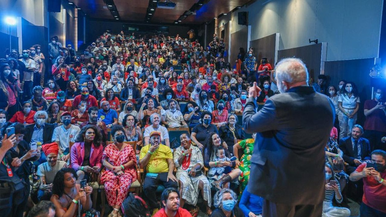 Para Lula, a riqueza cultural do Brasil é extraordinária e precisa ser prioridade