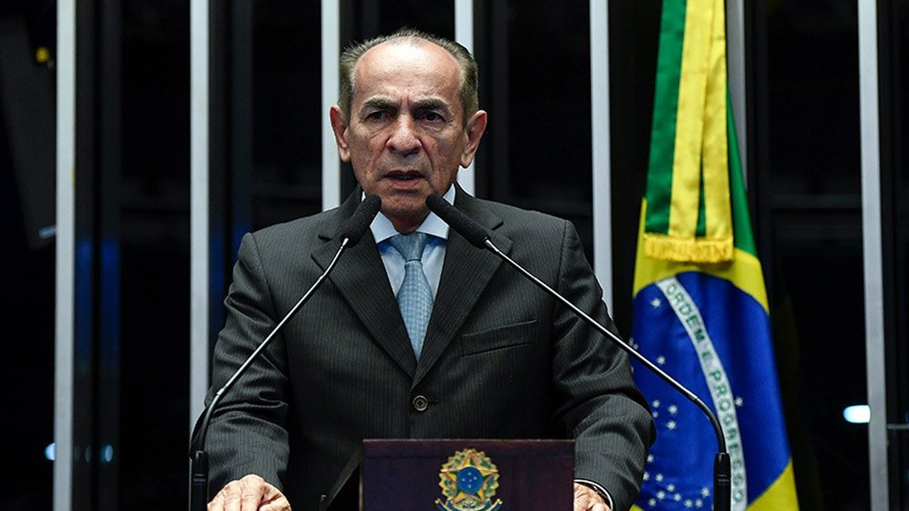 Queda da inflação deve ser atribuída ao preço das commodities e não ao BC, diz Castro