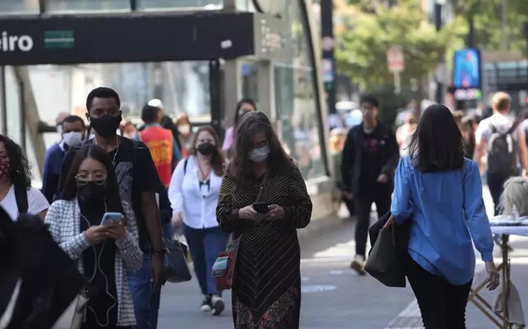 PM de SP prende dois suspeitos de roubo de celular e golpe pelo Pix na Bela Vista